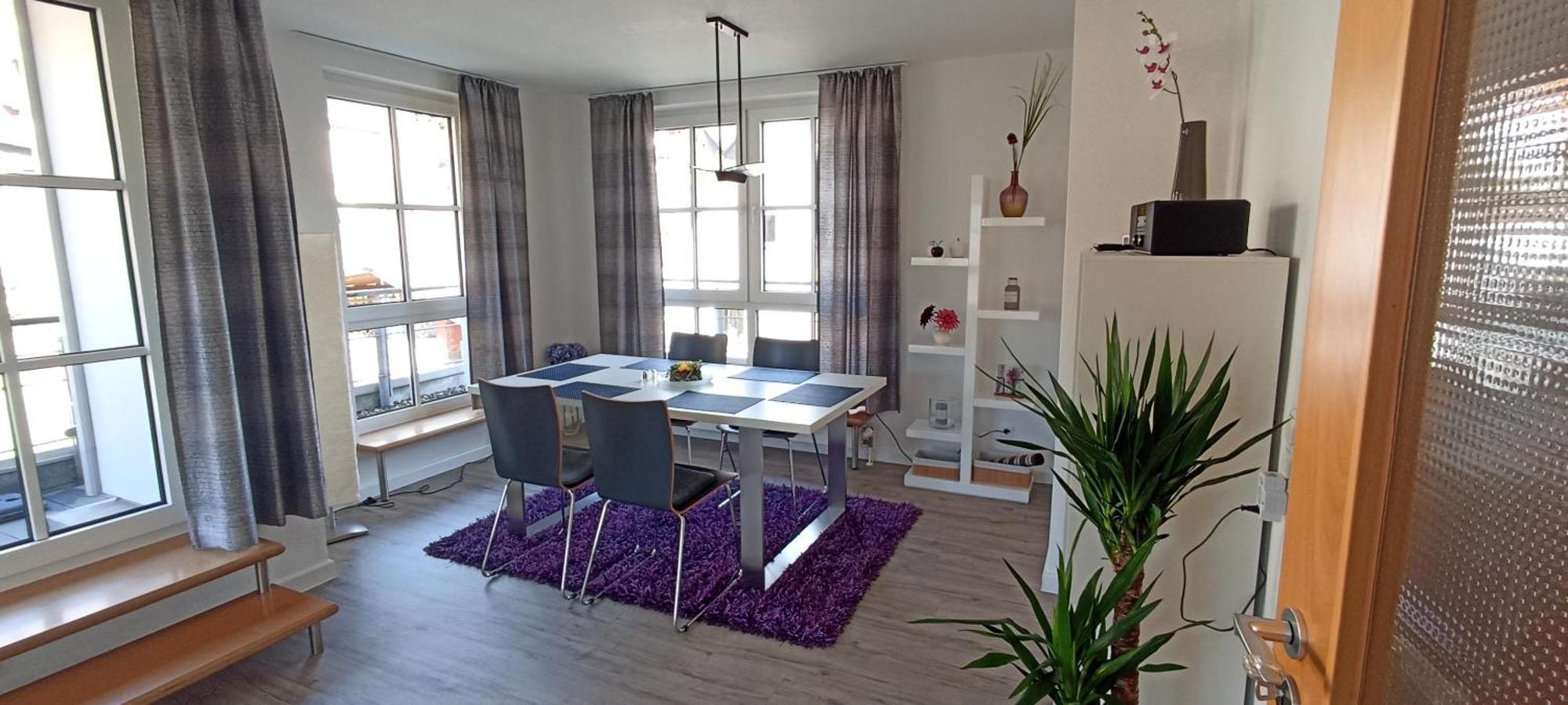 קולמבאך Grosszuegiges Helles Penthouse -Komplette Etage- Mit Balkon Und Stellplatz In Ruhiger Lage מראה חיצוני תמונה
