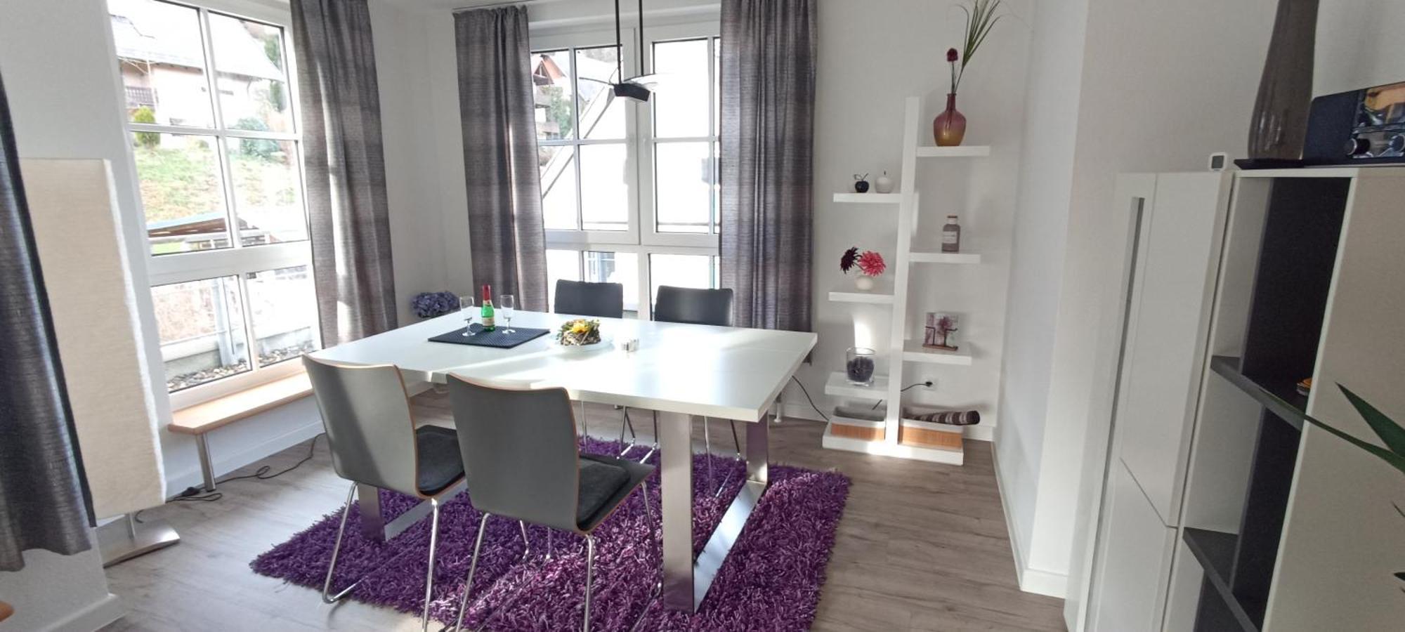 קולמבאך Grosszuegiges Helles Penthouse -Komplette Etage- Mit Balkon Und Stellplatz In Ruhiger Lage מראה חיצוני תמונה