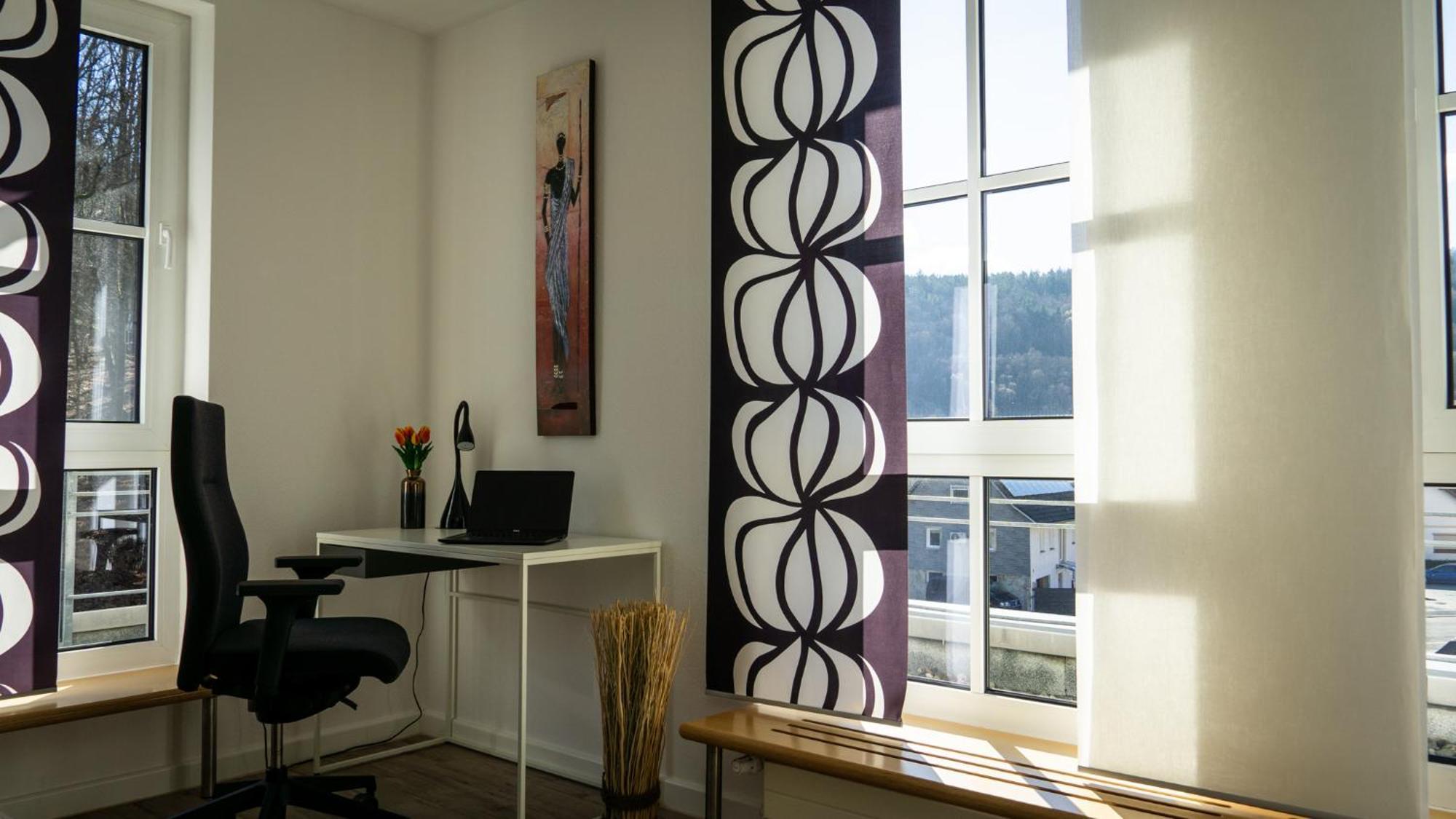 קולמבאך Grosszuegiges Helles Penthouse -Komplette Etage- Mit Balkon Und Stellplatz In Ruhiger Lage מראה חיצוני תמונה