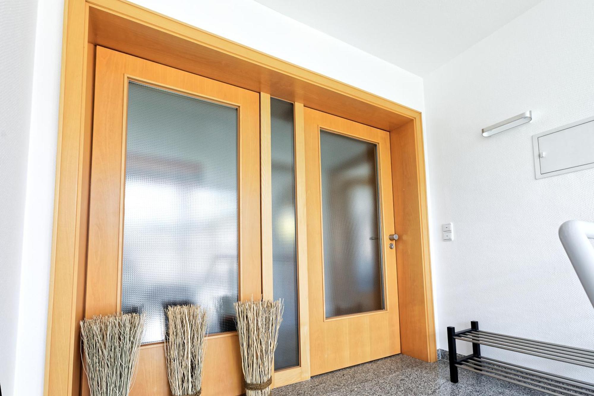 קולמבאך Grosszuegiges Helles Penthouse -Komplette Etage- Mit Balkon Und Stellplatz In Ruhiger Lage מראה חיצוני תמונה